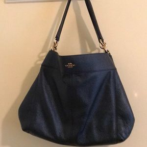 ❤️ Coach Pebbled Leather Edie Shoulder Bag❤️